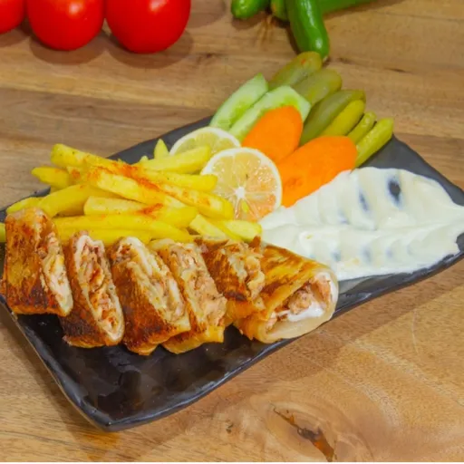 وجبة شاورما عادية